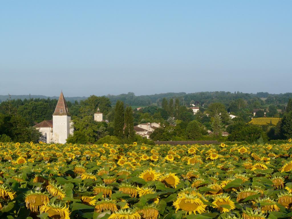 Vila Les Hirondelles Fourcès Exteriér fotografie