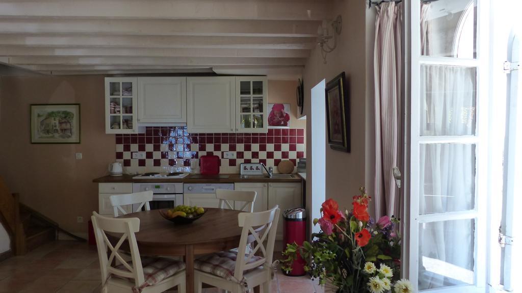 Vila Les Hirondelles Fourcès Exteriér fotografie