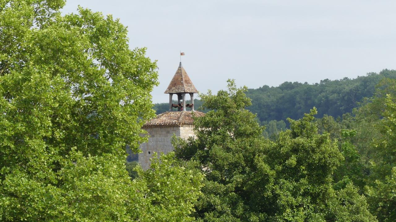 Vila Les Hirondelles Fourcès Exteriér fotografie